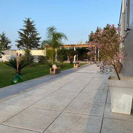 B&B Italia Carmiano  Kültér fotó