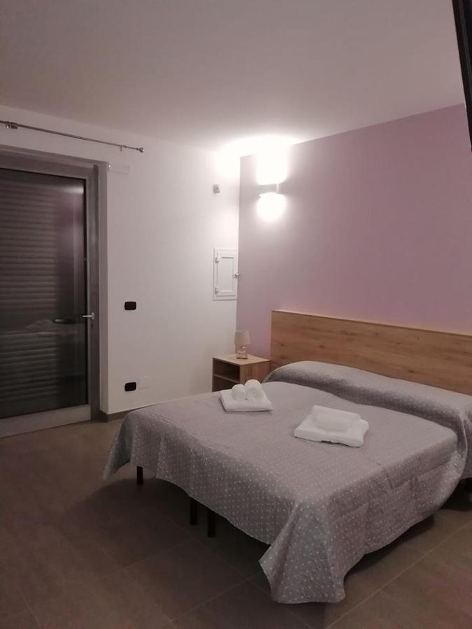 B&B Italia Carmiano  Kültér fotó