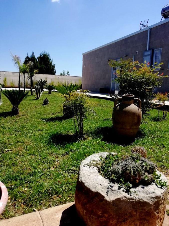 B&B Italia Carmiano  Kültér fotó