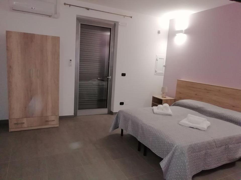 B&B Italia Carmiano  Kültér fotó