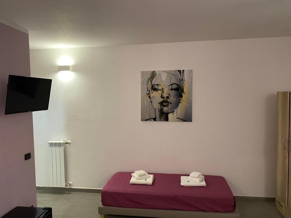 B&B Italia Carmiano  Kültér fotó
