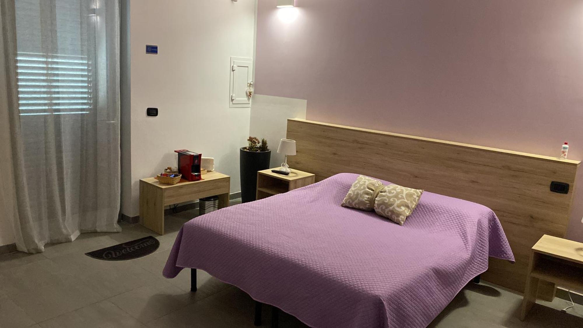 B&B Italia Carmiano  Kültér fotó